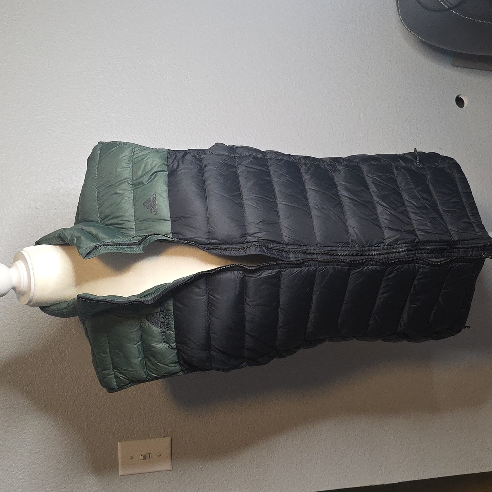 Adidas Puffer Vest Green And Black Men's Size Medium Side Zip Pockets